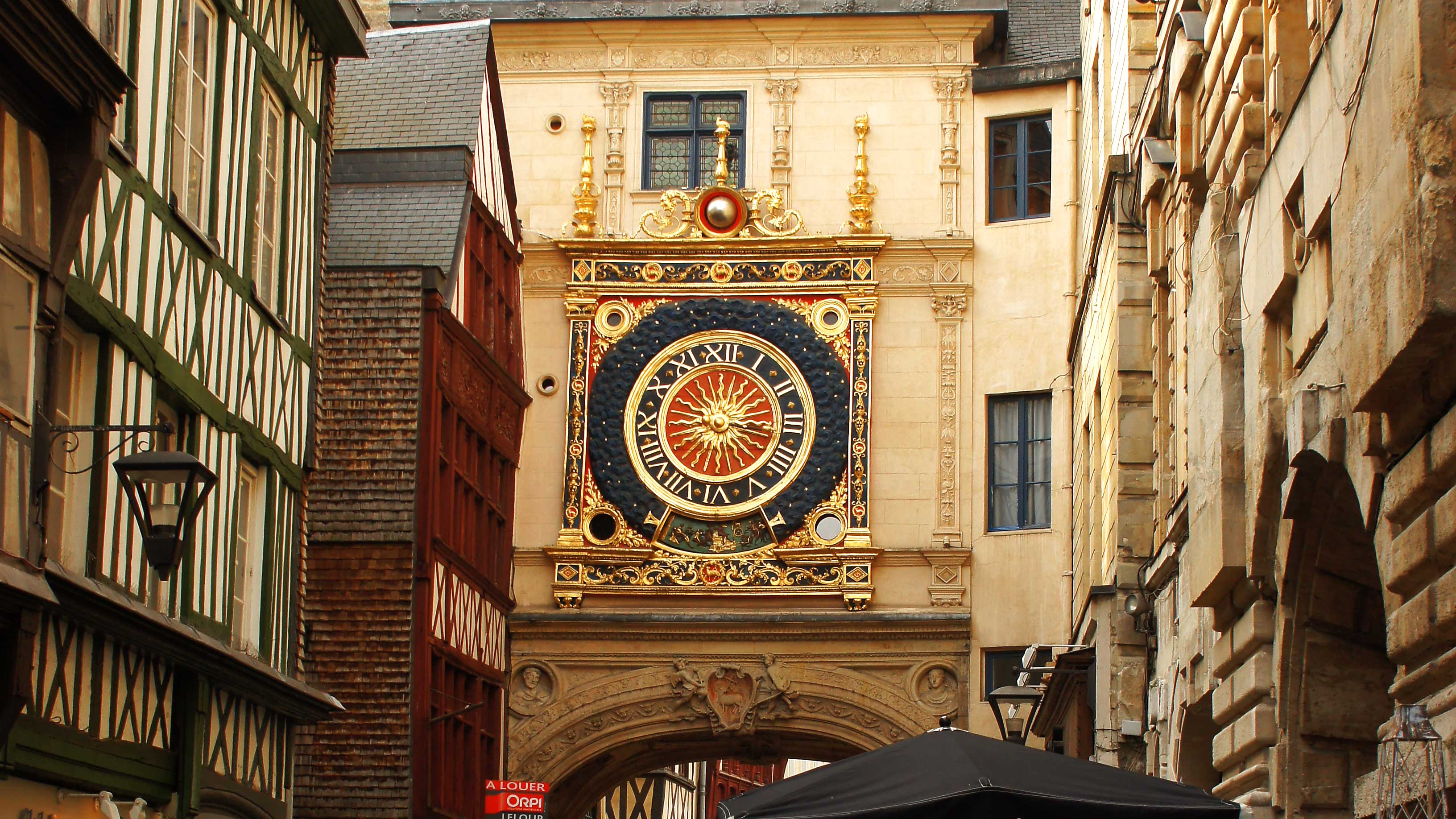 Le Gros-Horloge, große astronomische Uhr, Rouen