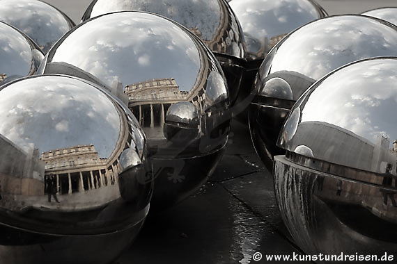 Paris, Les fontaines à boules, Pol Bury