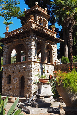 Vogelhaus (Victorian Follies) im botansichen Garten, Taormina