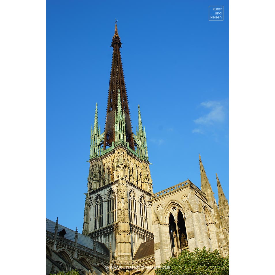 Vierungsturm mit gusseiserne Spitze Kathedrale Notre-Dame, Rouen - Gotische Architektur