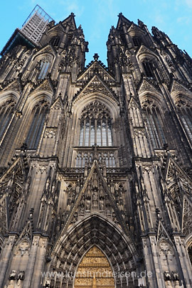 Architektur der Gotik - Kölner Dom, Westfassade