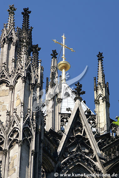 Kölner Dom - Kreuz