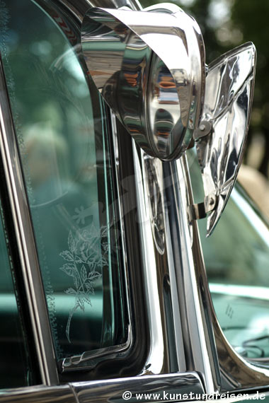 Spiegel von Cadillac, grün