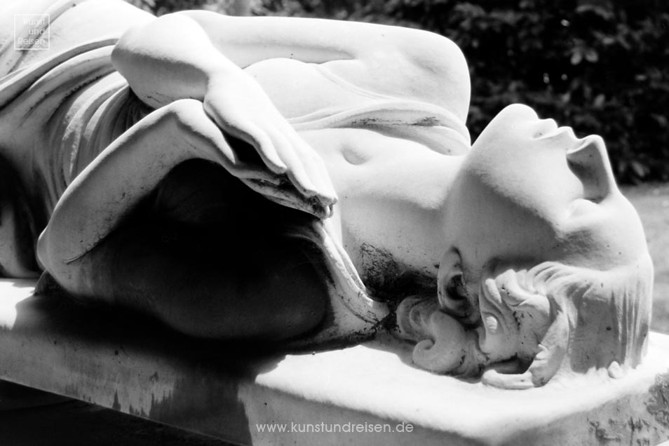 Engel auf dem Friedhof Staglieno in Genua